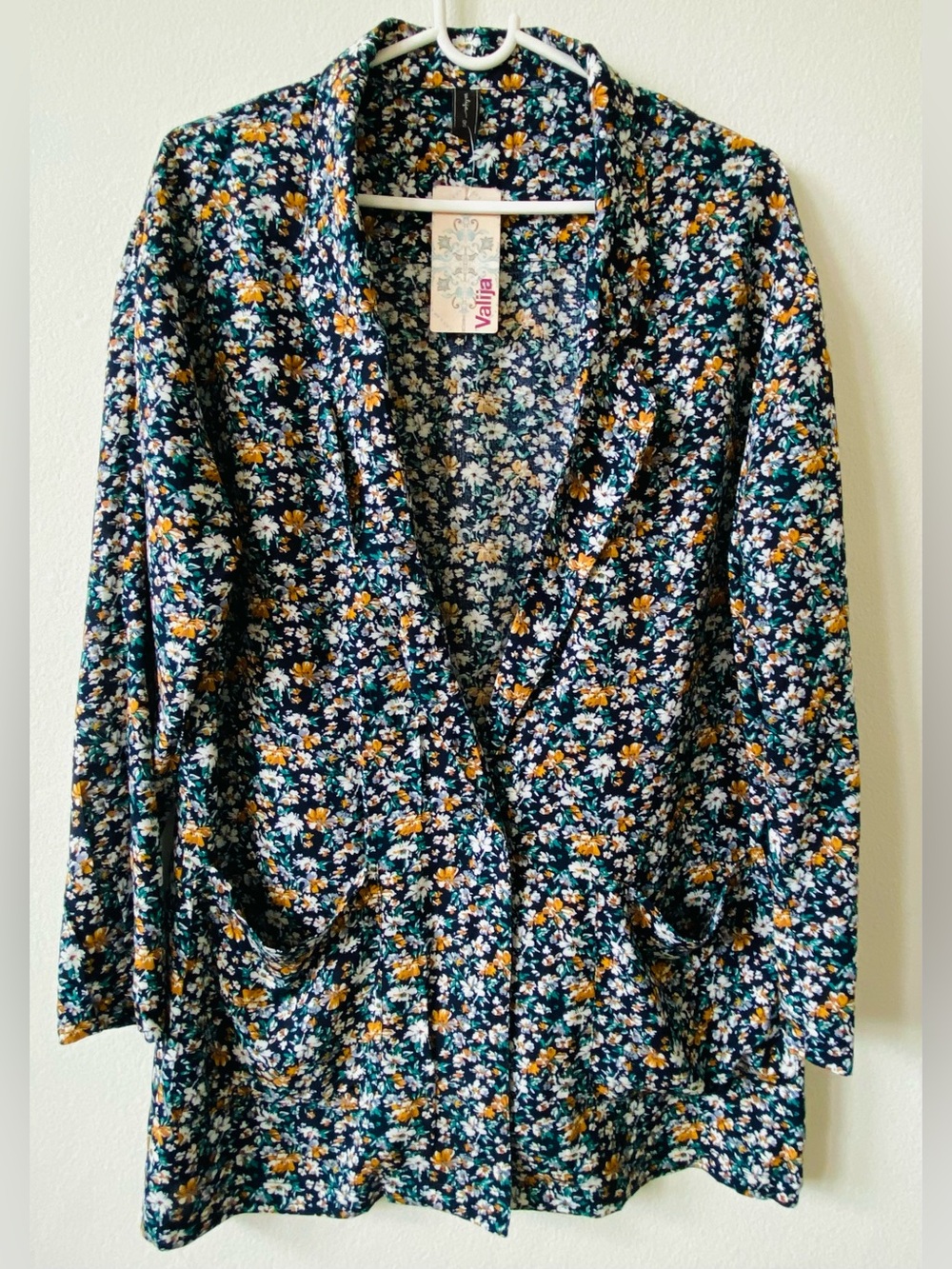 Valija Gitana Floral Open Blazer - Navy with Mustard & White Flowers
